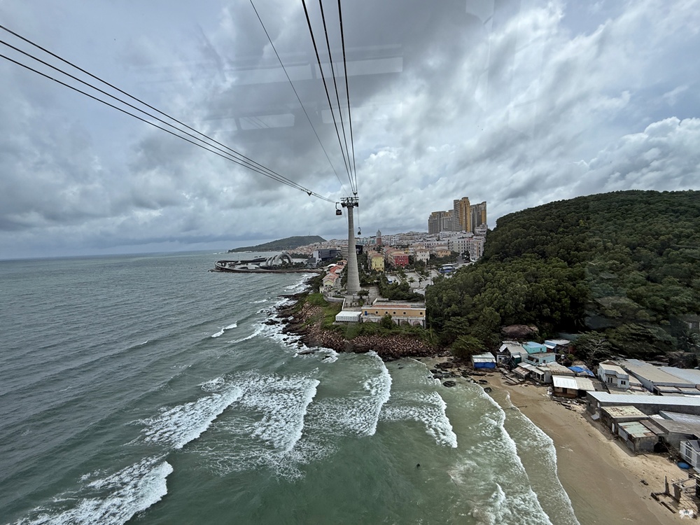 《越南富國島景點》香島跨海纜車|全世界最長空中纜車,直通太陽世界樂園 - 第12張圖