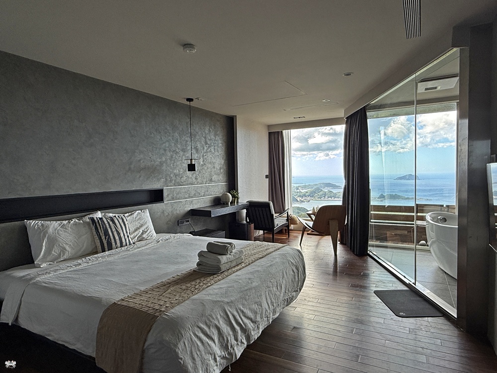 《九份住宿》山城逸境|視野無遮蔽的山海景觀民宿,老街下樓即達 - 第15張圖