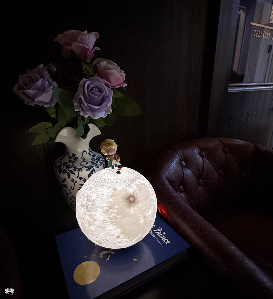 《台北貓咪酒吧》澗面小酒館|來公館站喝酒拜月老,老上海復古情懷 - 第4張圖