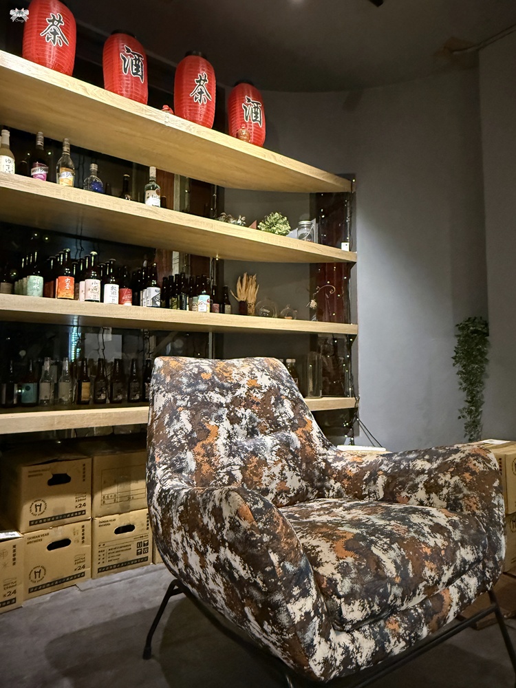 《九份酒館》逸茶酒室|九份觀景酒吧,喝台灣創意調酒盡收山景夜景 - 第4張圖