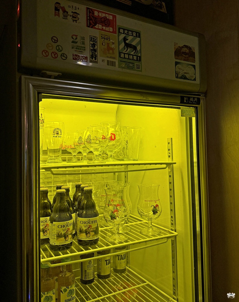 《台北貓咪酒吧》HIPP 喜寶棧咖啡酒館 & 貓旅館|南機場夜市的深夜爵士角落 - 第11張圖