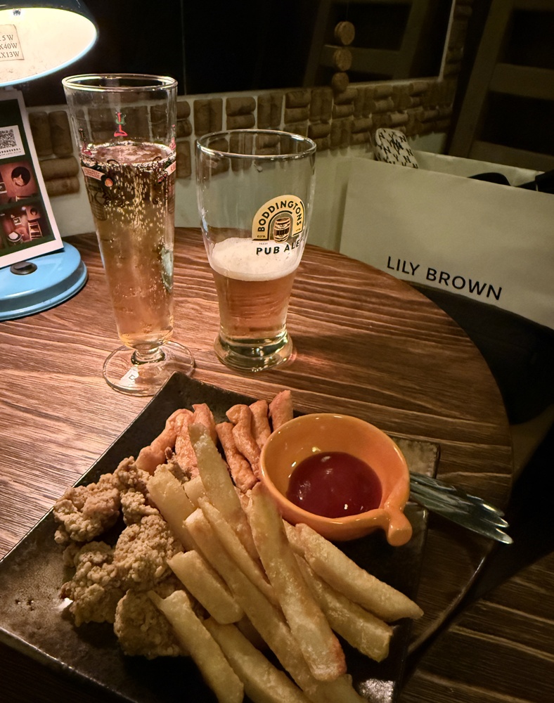 《台北貓咪酒吧》HIPP 喜寶棧咖啡酒館 & 貓旅館|南機場夜市的深夜爵士角落 - 第15張圖