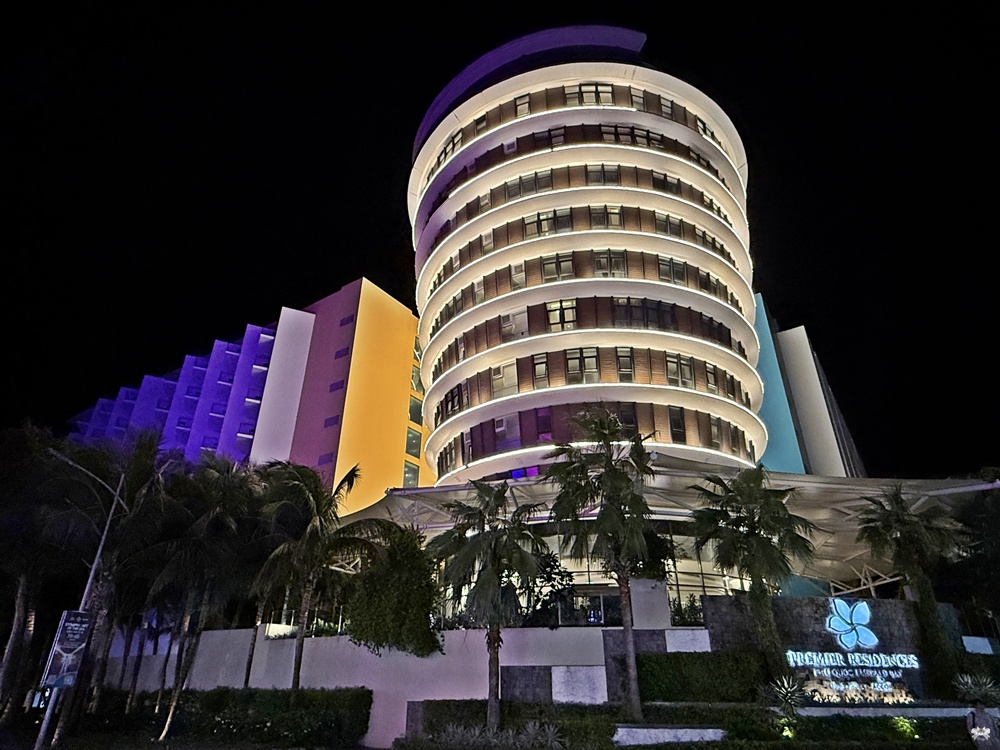 《越南富國島飯店》Premier Residences｜南島翡翠灣豪華公寓式度假酒店