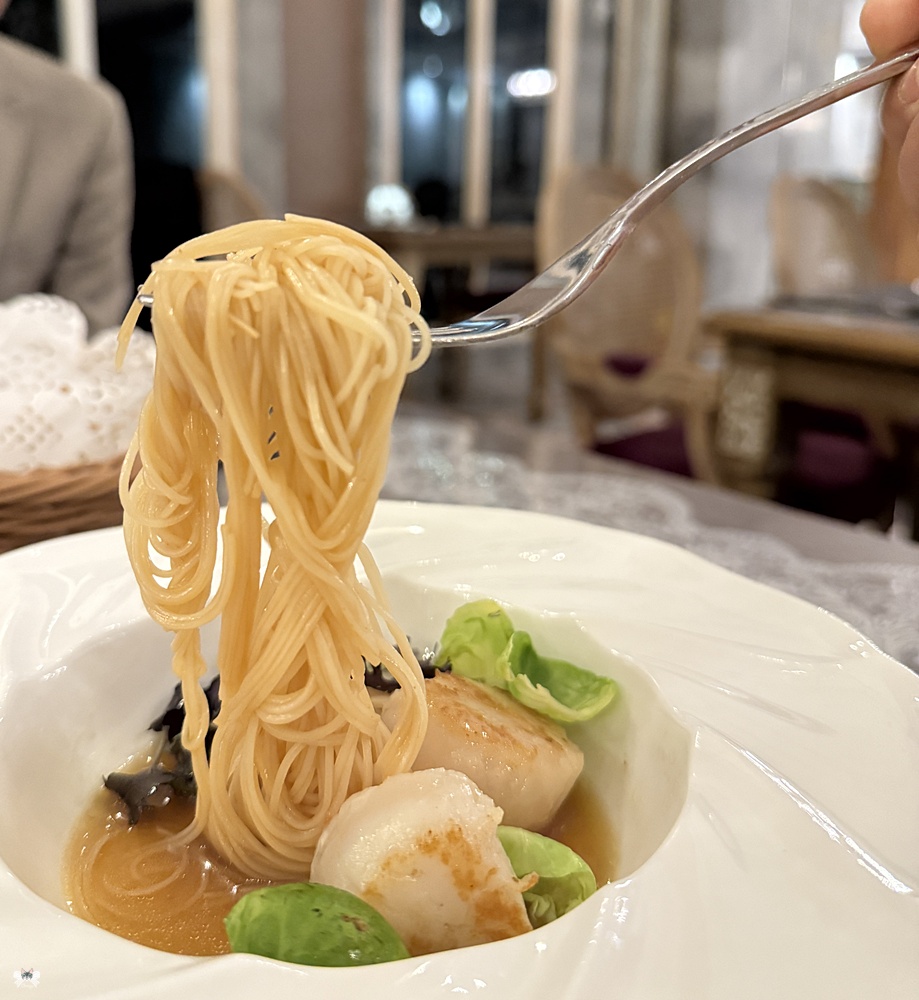 《苗栗住宿》格拉斯行館|哥德式莊園城堡，法式餐廳一泊二食(下)