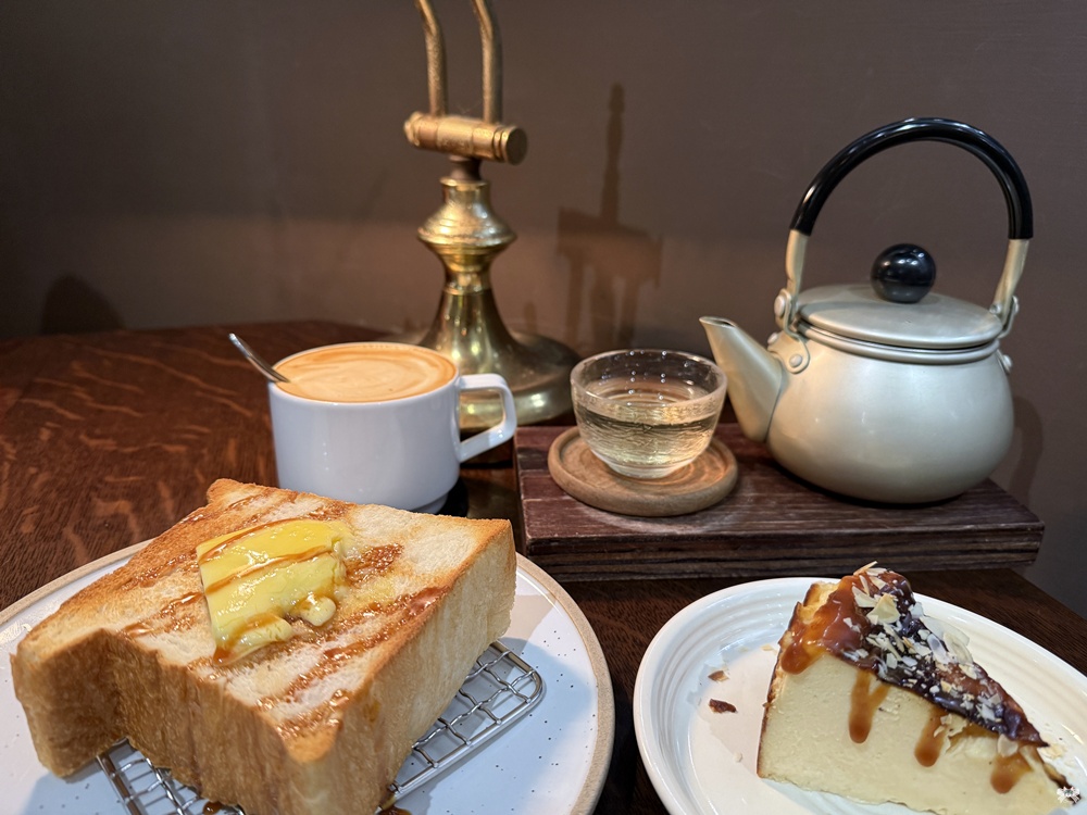 《板橋咖啡》ハーフ珈琲Hafu coffee|日式懷舊風,自家烘焙咖啡豆與麵包近新埔站 - 第12張圖 《板橋咖啡》ハーフ珈琲Hafu coffee|日式懷舊風,自家烘焙咖啡豆與麵包近新埔站