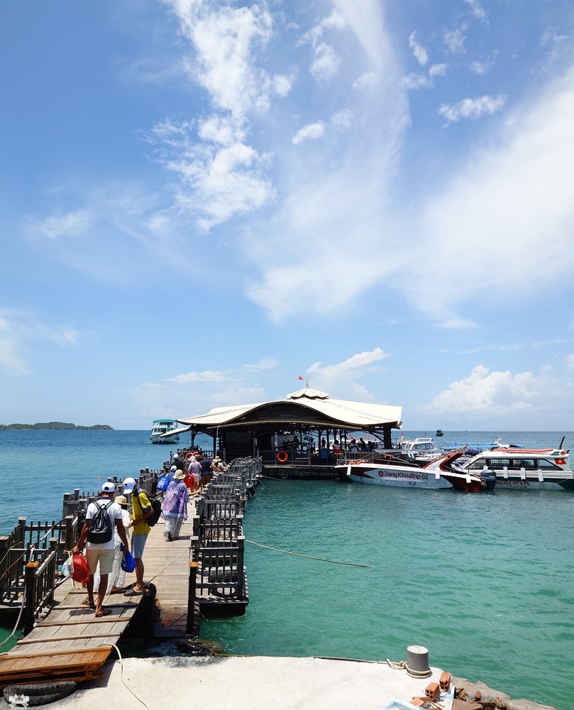 《越南富國島景點》海洋珍珠島OCEAN PEARL ISLAND|南島快艇跳島，水上活動立槳空拍