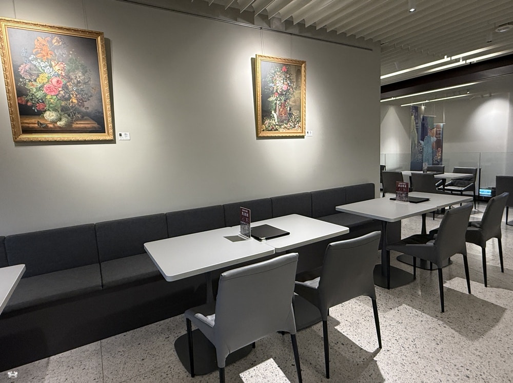 《台北美食》荷悅餐廳|國立歷史博物館，看綻放花繪展悠閒下午茶