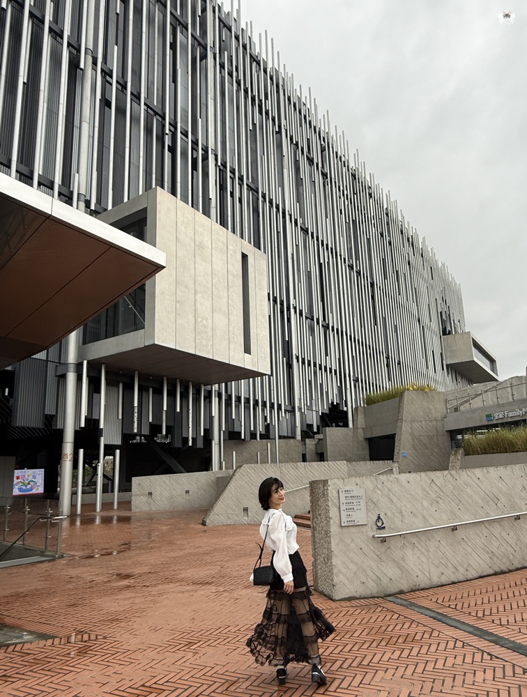 《展覽》托馬斯．薩拉切諾：共織宇宙|新北市美術館，建築展覽都值得再訪